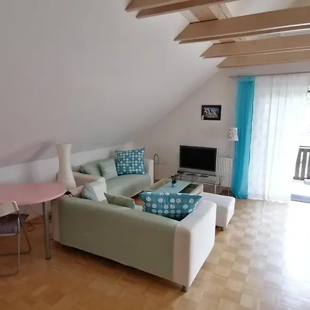 Apartma Luna דירה *