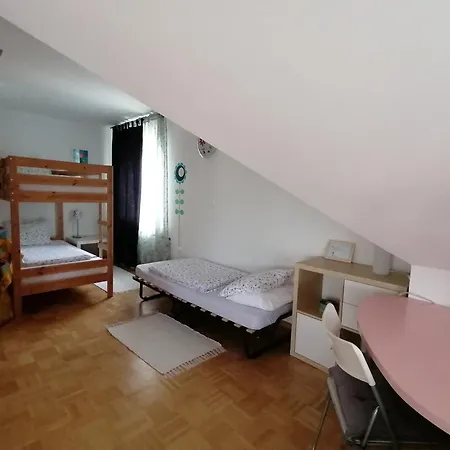 Apartma Luna *